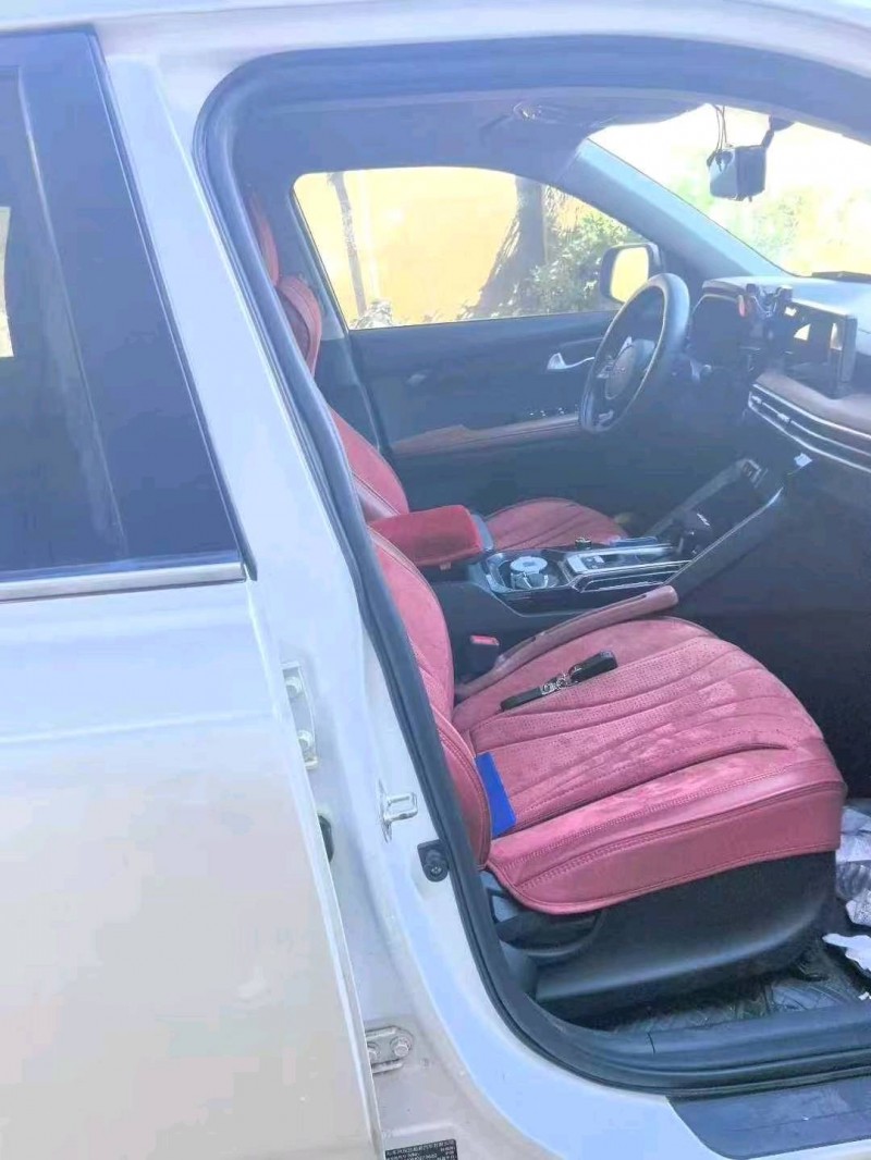 西安21年起亚智跑6