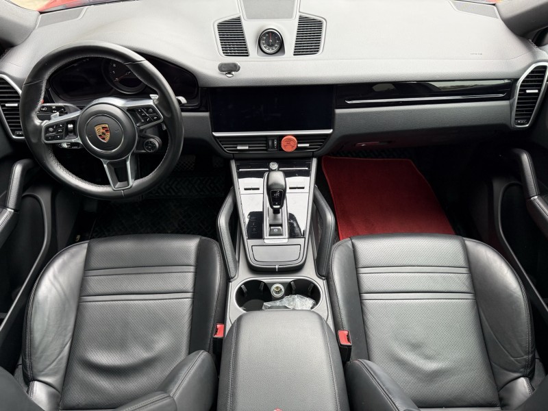 济宁20年保时捷卡宴3