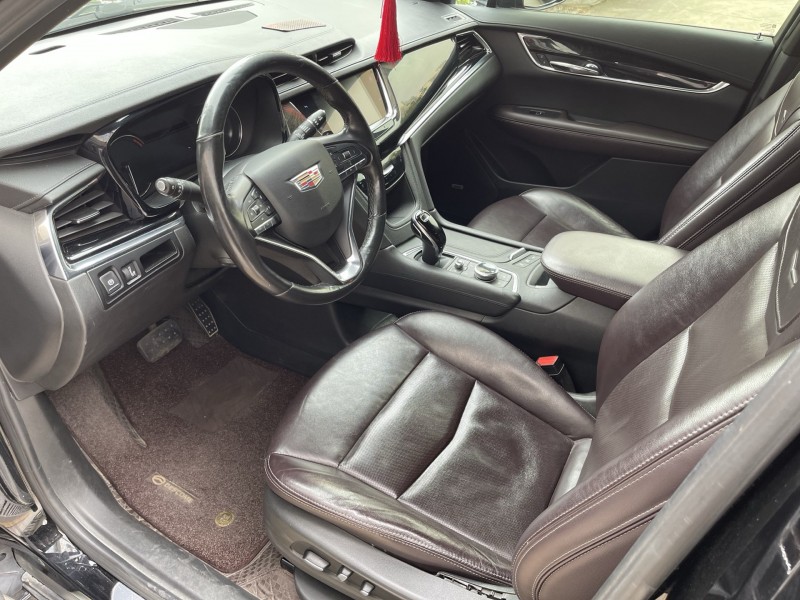 济宁21年凯迪拉克XT63