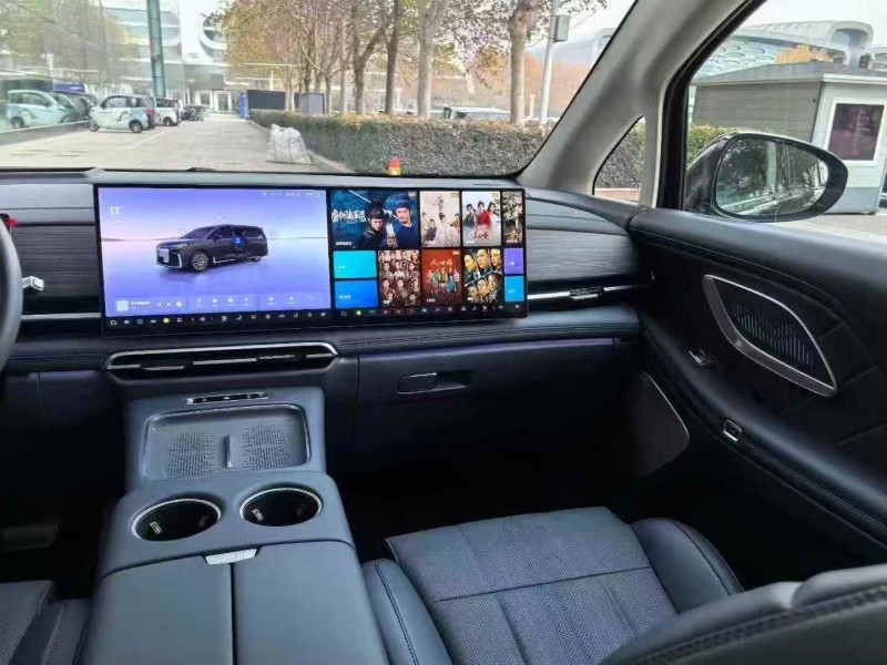 邯郸25年岚图汽车梦想家6