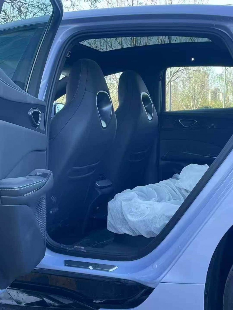 秦皇岛25年比亚迪海豹6