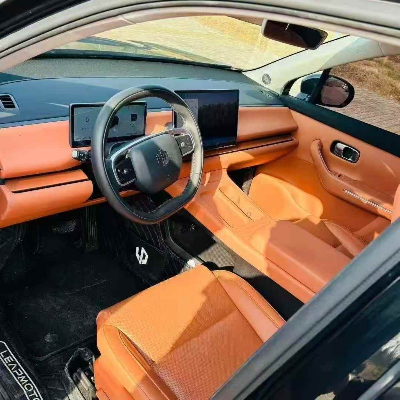 淄博24年零跑汽车C104