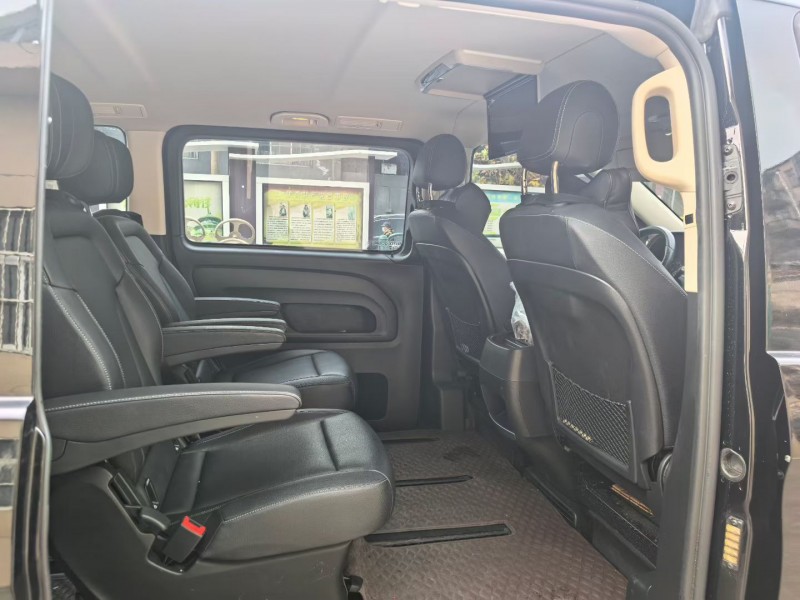 徐州21年奔驰威霆6