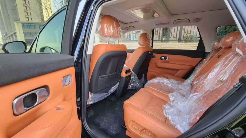 邯郸25年零跑汽车C163