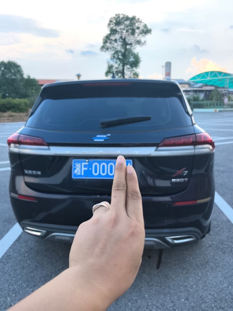 娄底20年长安汽车欧尚4