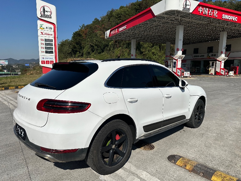 娄底16年保时捷Macan6