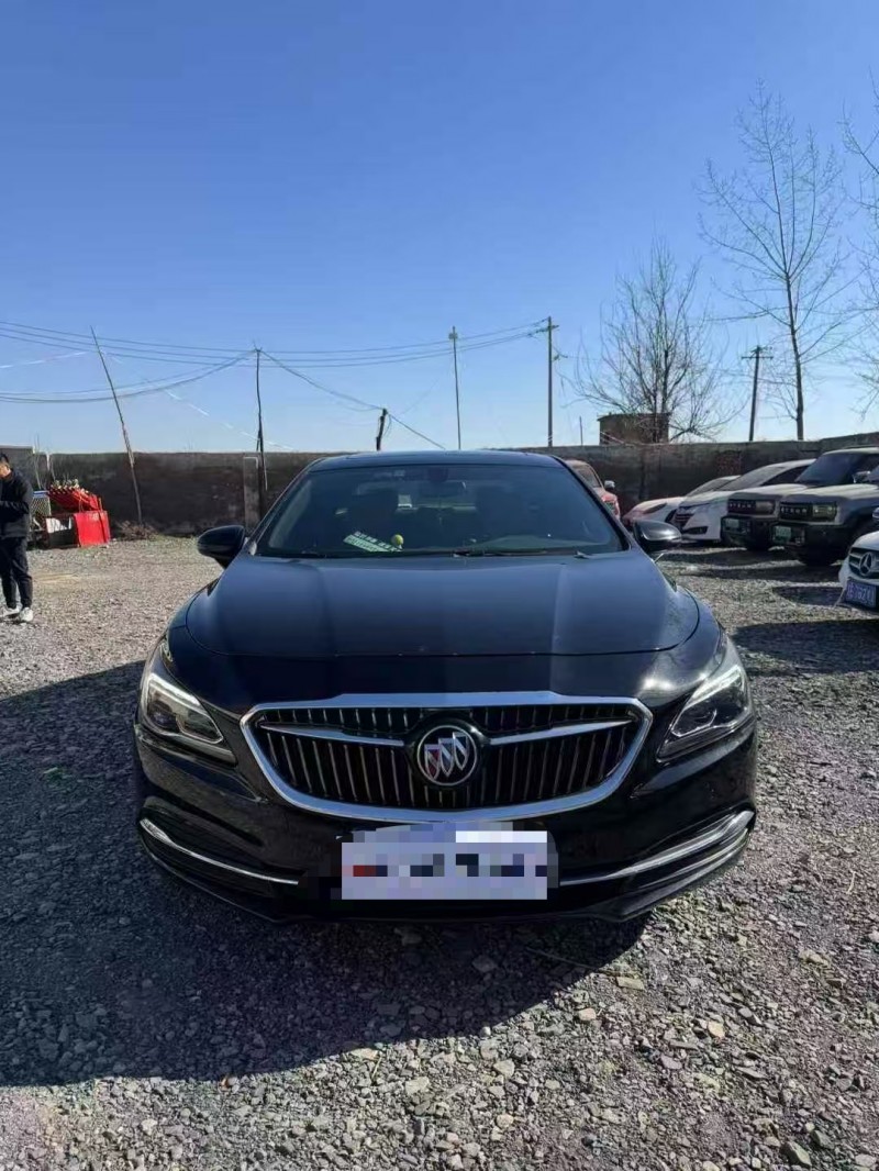 菏泽19年别克君越1