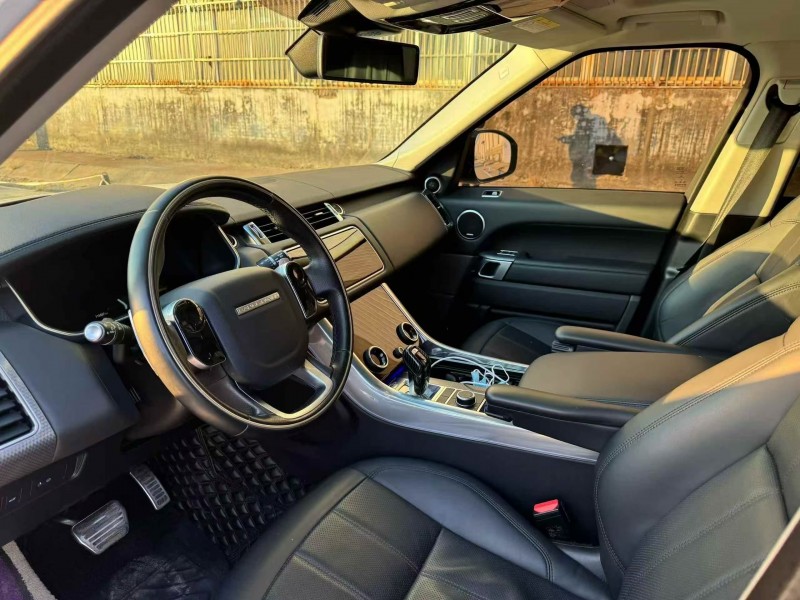 菏泽21年路虎揽胜运动4