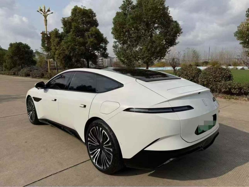 常州25年阿维塔127