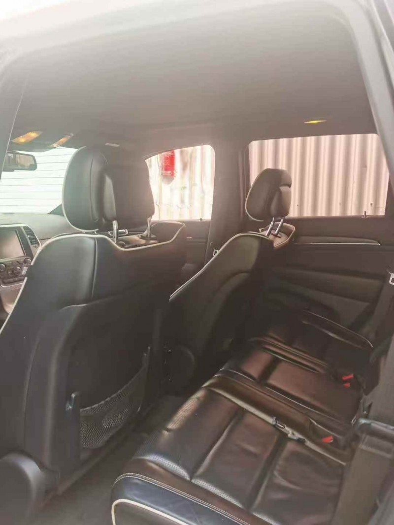 常州15年Jeep大切诺基4