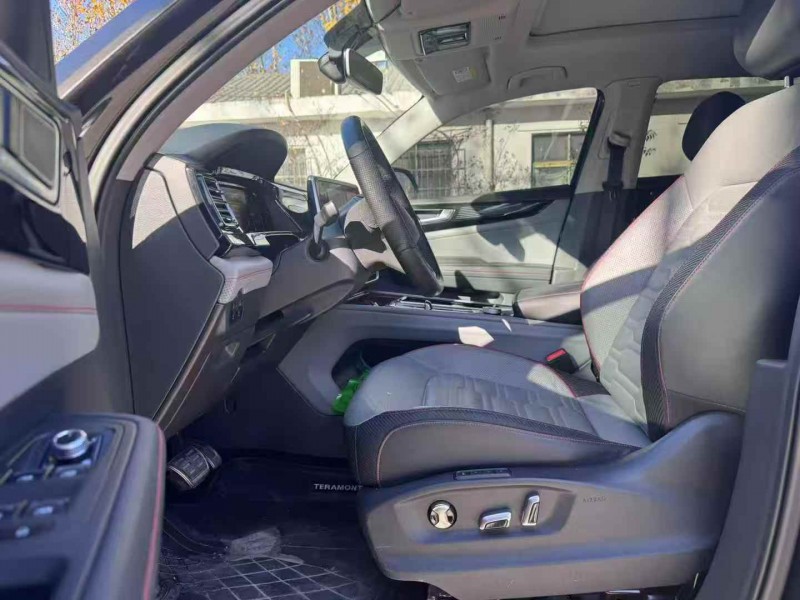 洛阳23年大众途昂6