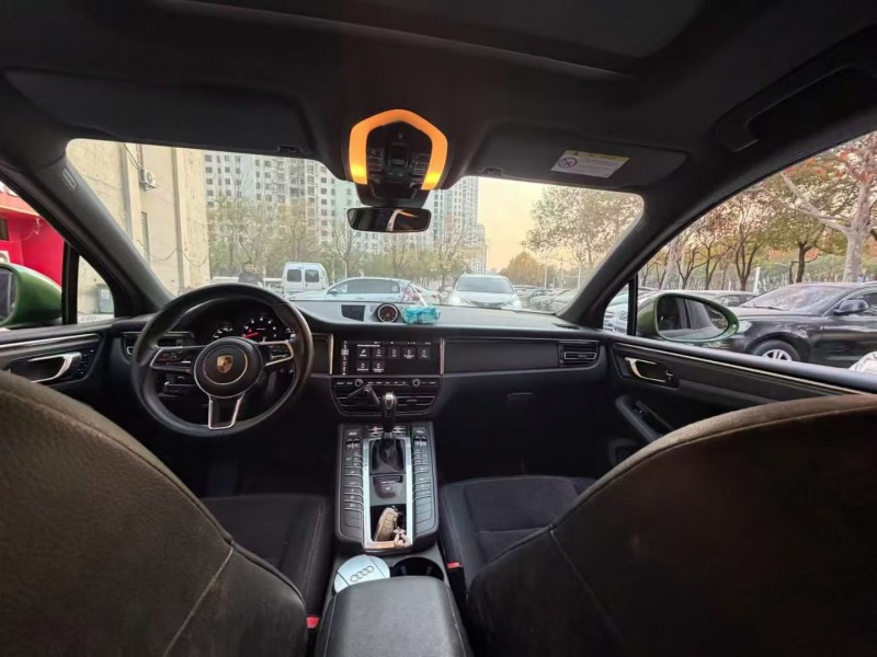 南昌19年保时捷Macan4