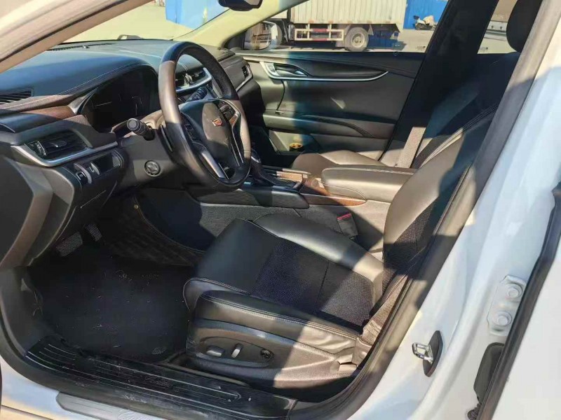 承德18年凯迪拉克XTS6