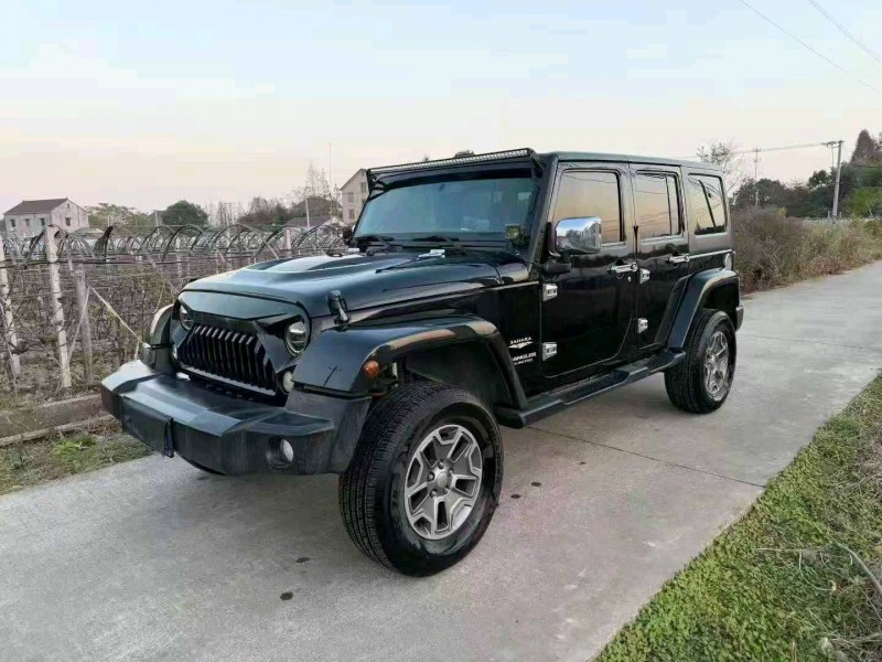 嘉兴14年Jeep牧马人2