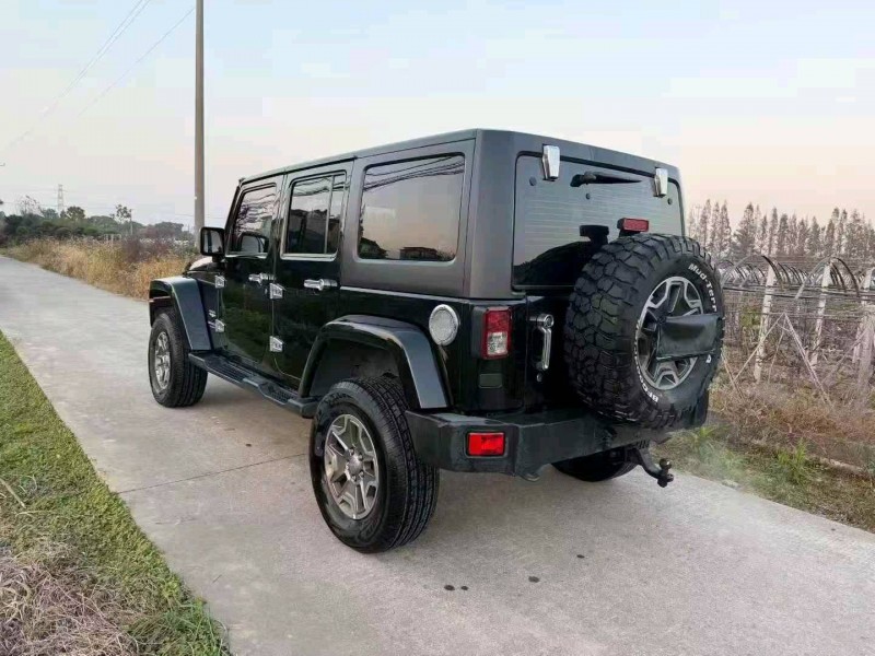 嘉兴14年Jeep牧马人7