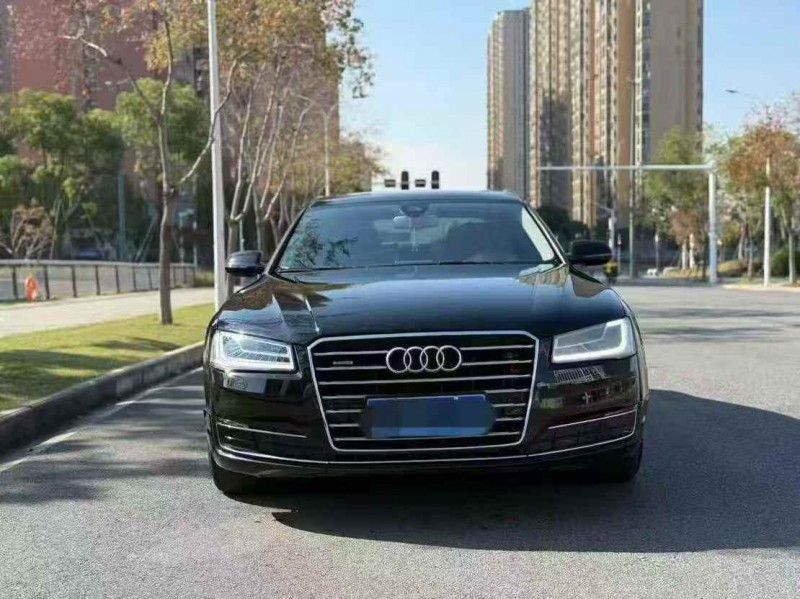 宜昌16年奥迪A8L1