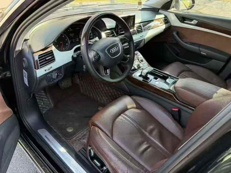 宜昌16年奥迪A8L5