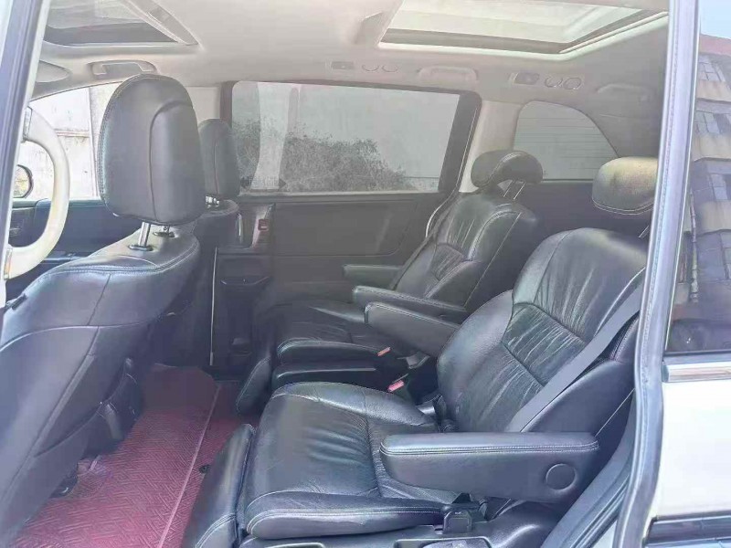 泰安16年本田艾力绅5