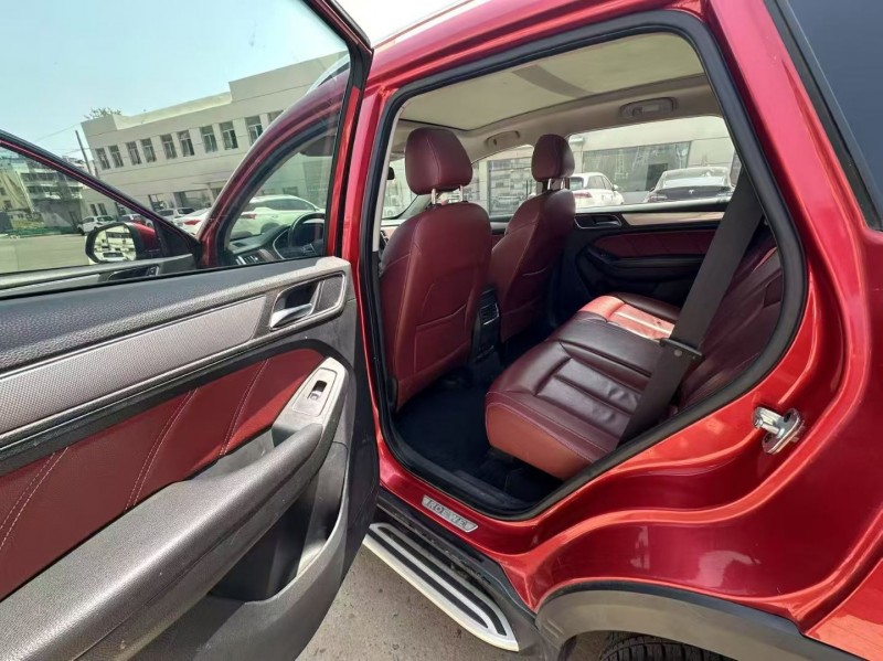 阜阳16年荣威RX56