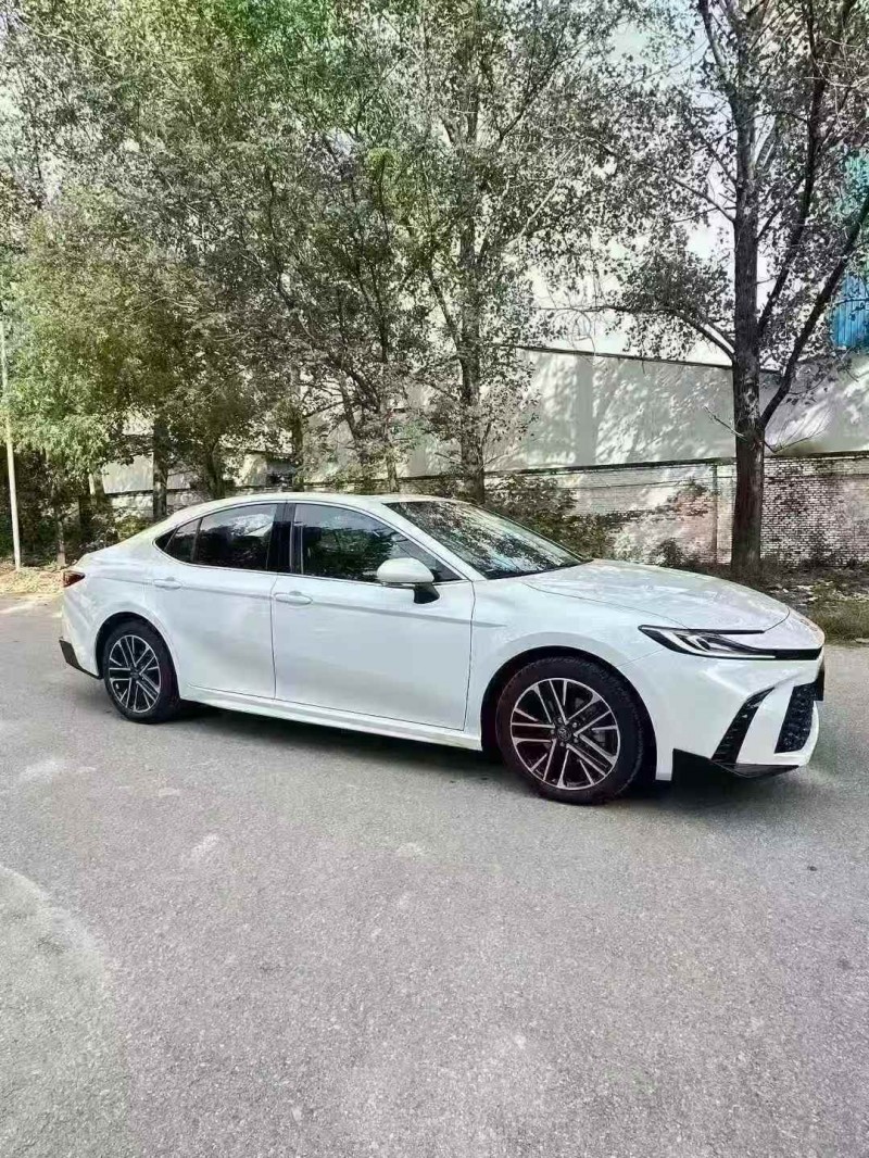 菏泽25年丰田凯美瑞2