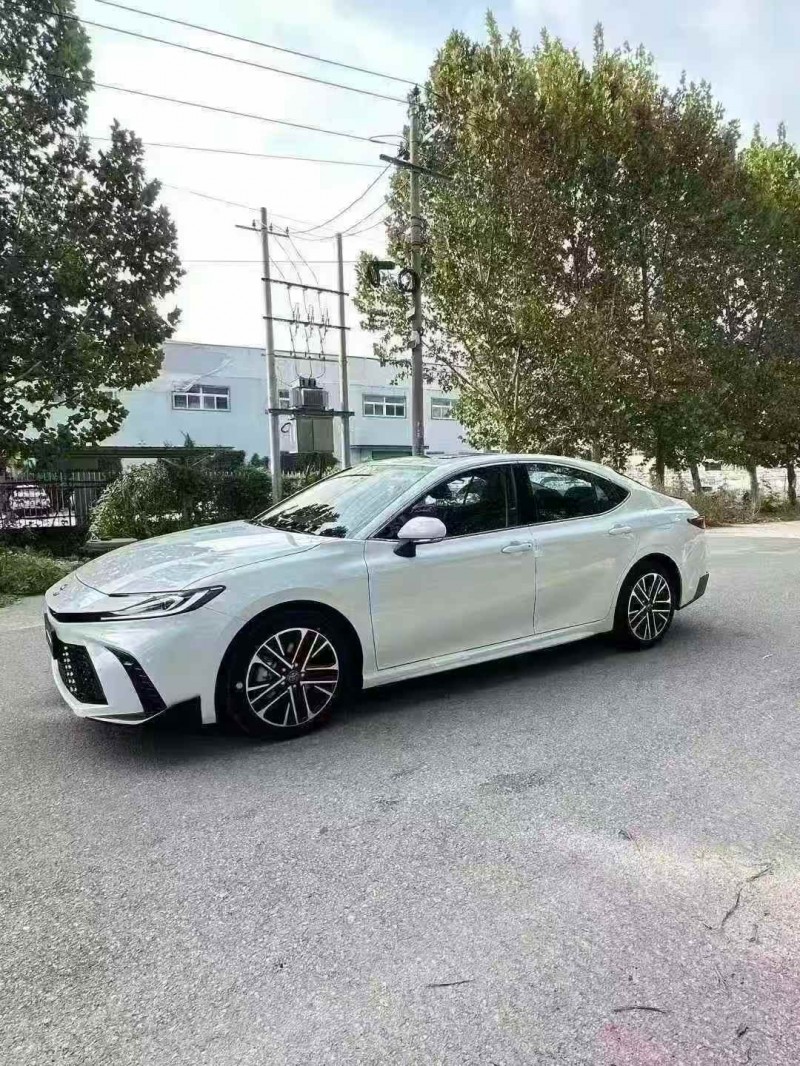 菏泽25年丰田凯美瑞3