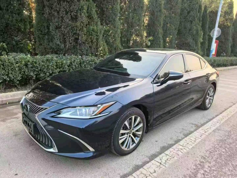 淄博18年雷克萨斯ES3