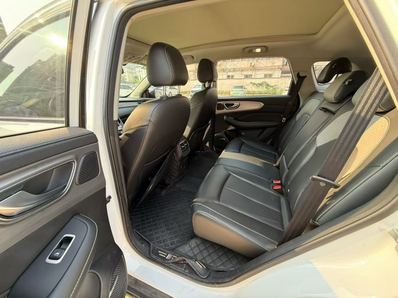 阜阳20年荣威RX54