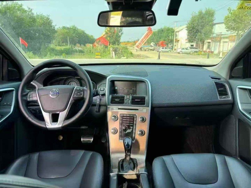 济宁16年沃尔沃XC604