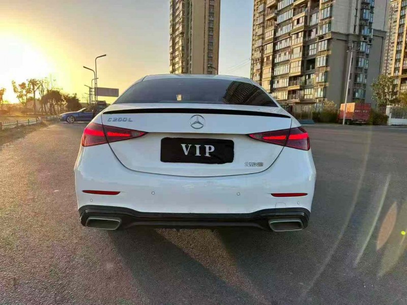 苏州24年奔驰C9