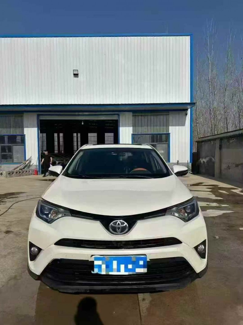菏泽16年丰田RAV41