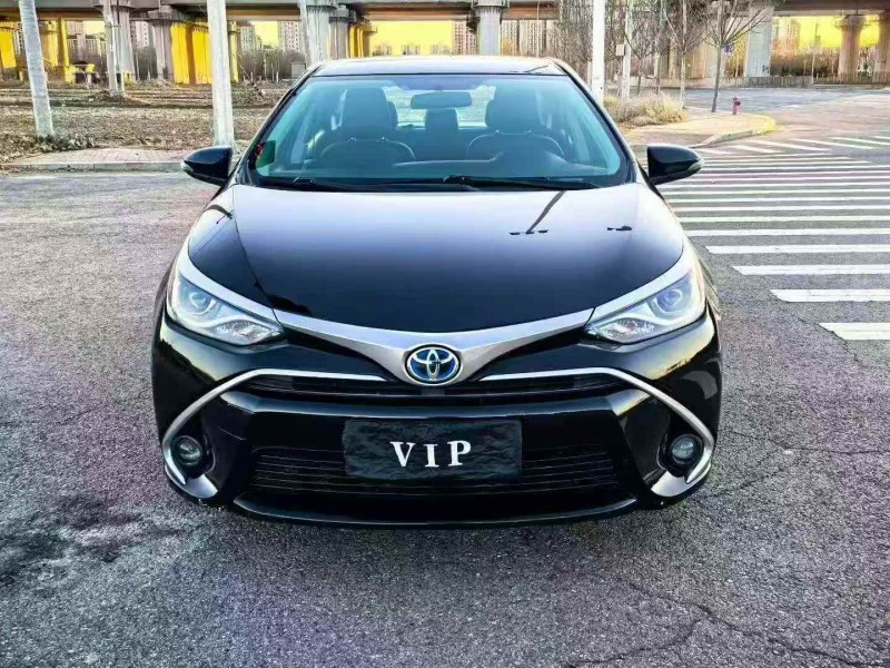 天津18年丰田雷凌1