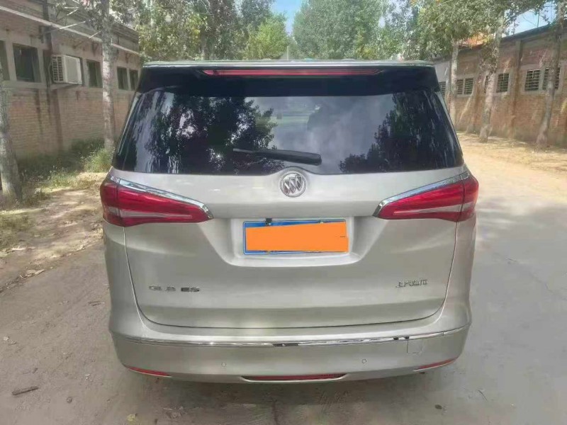 保定20年别克GL88