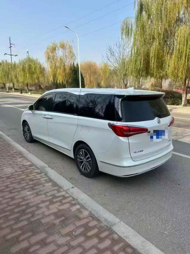 东营18年别克GL88