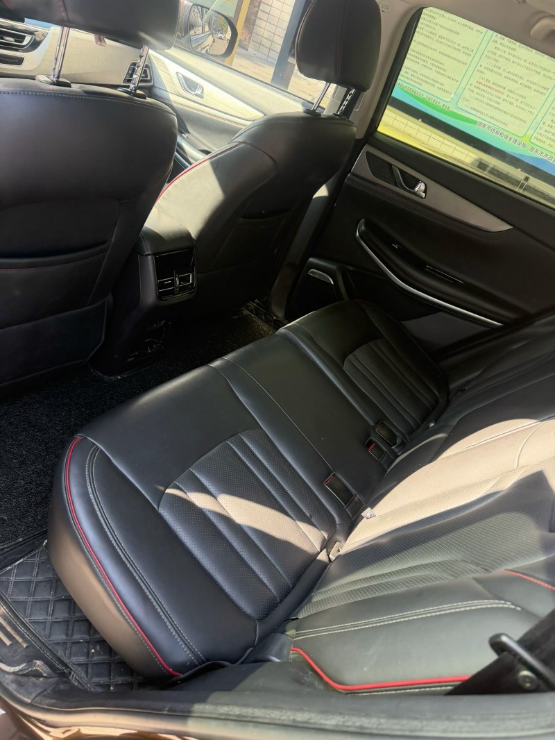 邵阳19年长安汽车CS754