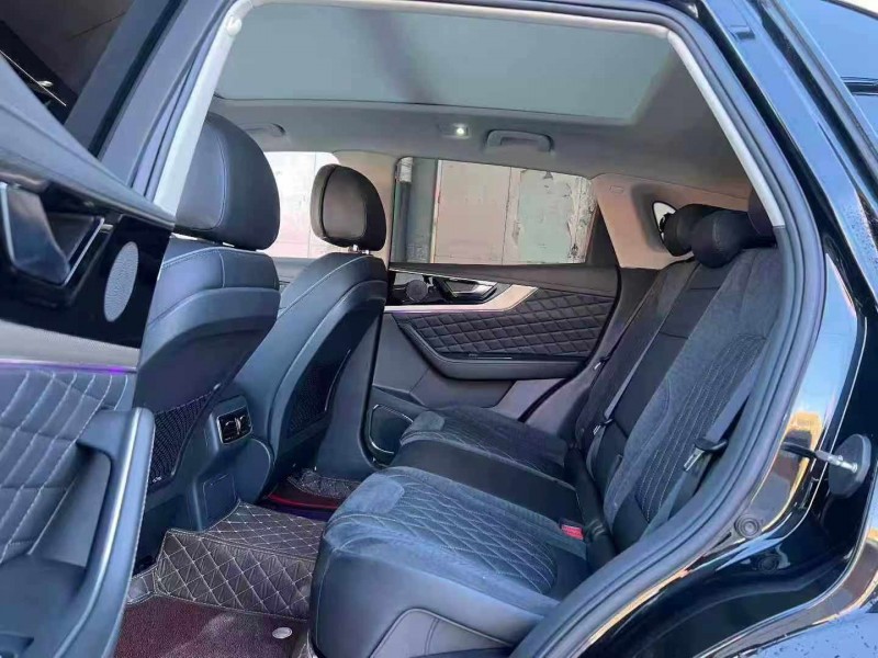 保定21年红旗HS54