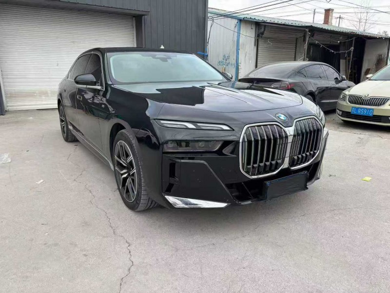 徐州23年宝马7系2