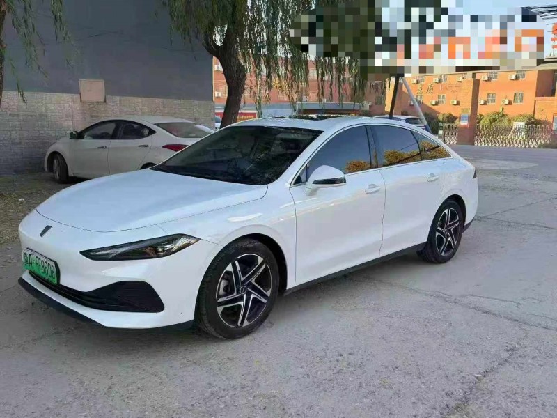 保定24年荣威D73