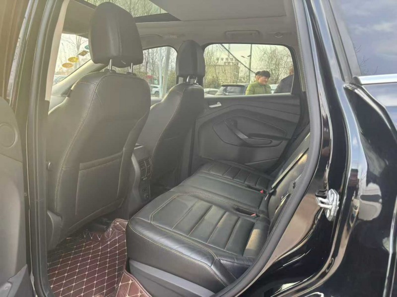 徐州17年福特翼虎5