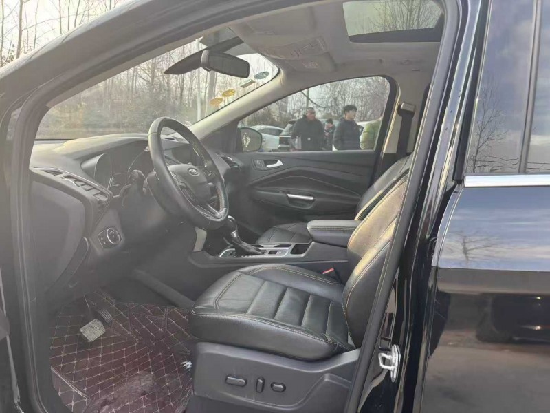 徐州17年福特翼虎6