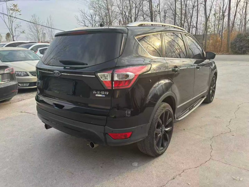 徐州17年福特翼虎8