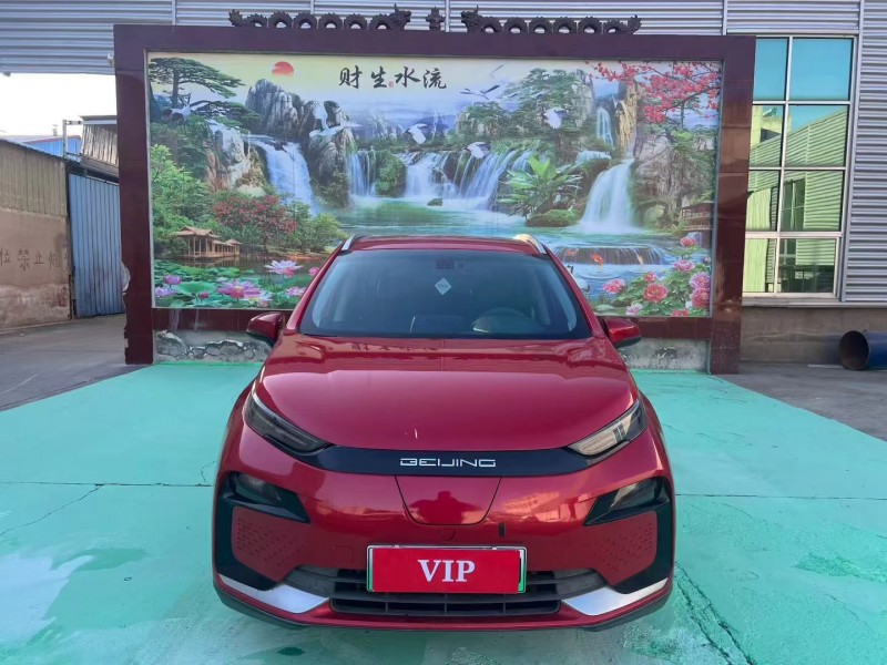 临沂22年北汽新能源EX系列1