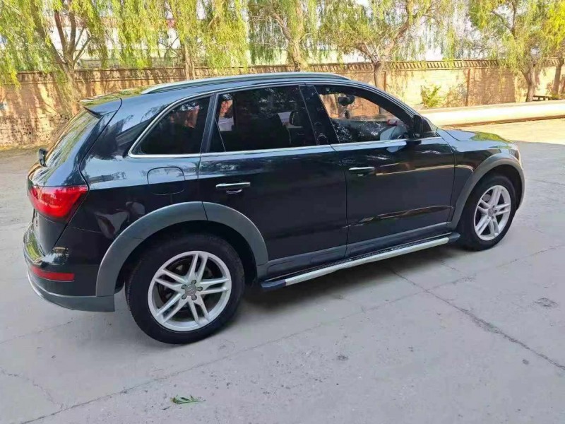 保定17年奥迪Q58