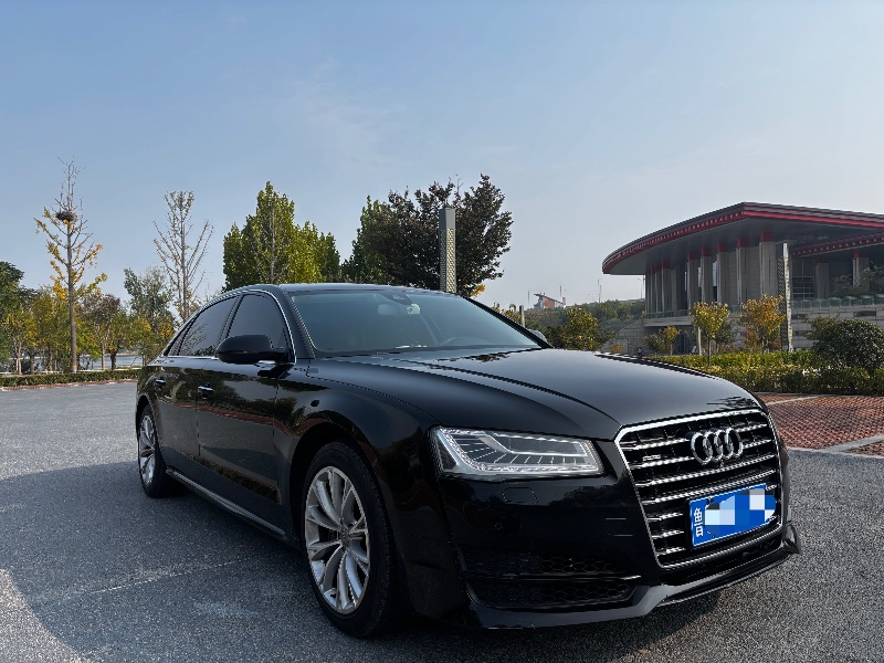 潍坊17年奥迪A8L2