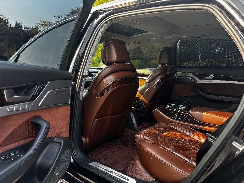 潍坊17年奥迪A8L4