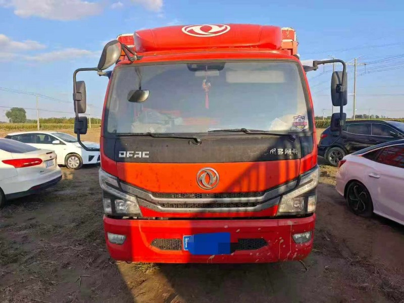 保定23年东风多利卡1