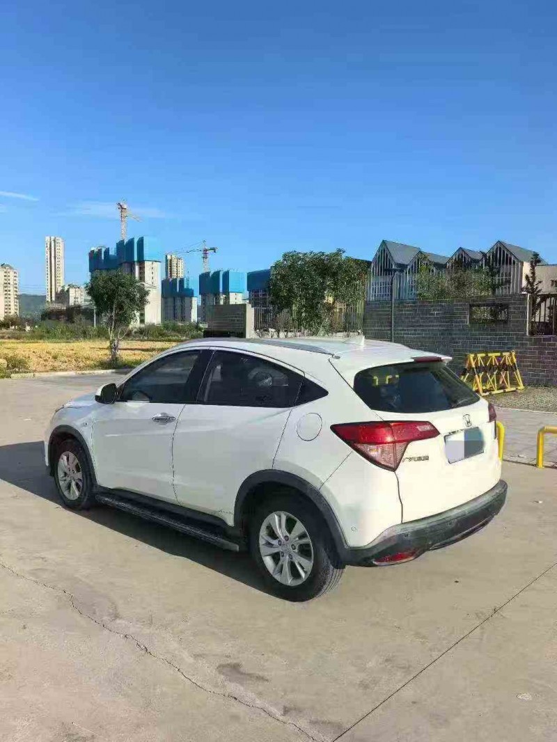 金华17年本田缤智7