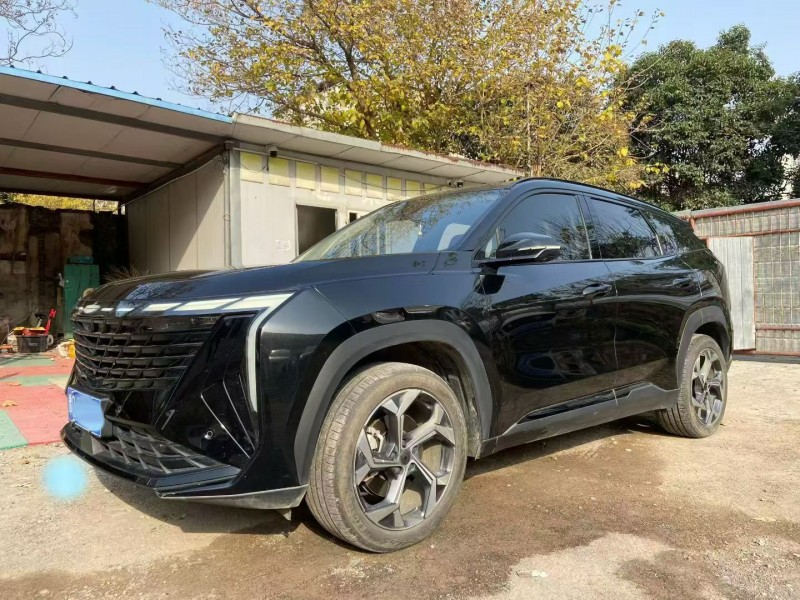 许昌23年吉利博越2