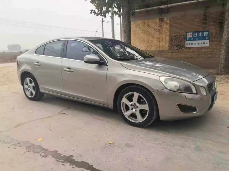 保定13年沃尔沃S60L3