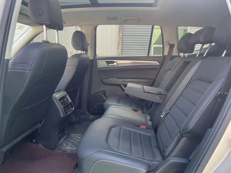 临沂19年大众途昂5