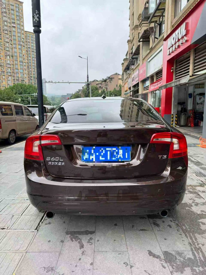 重庆19年沃尔沃S60L8